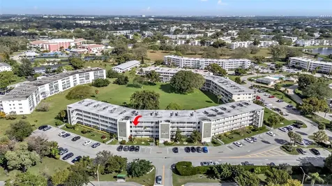 391 Grantham F Deerfield Beach FL 33442