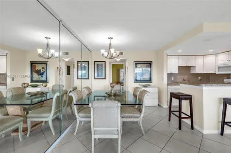 391 Grantham F Deerfield Beach FL 33442