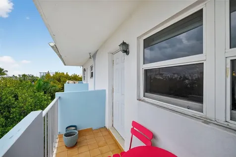 801 Meridian Avenue Miami Beach FL 33139