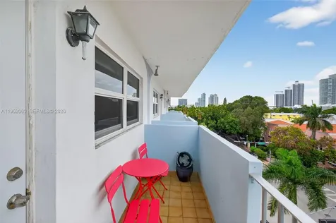 801 Meridian Avenue Miami Beach FL 33139