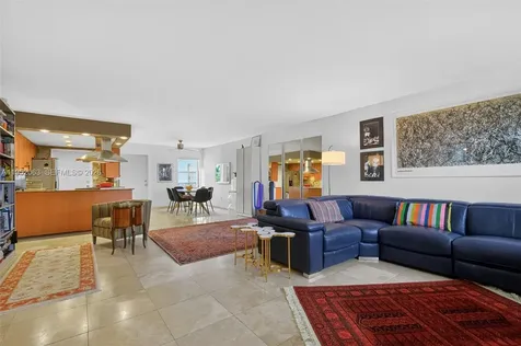 801 Meridian Avenue Miami Beach FL 33139
