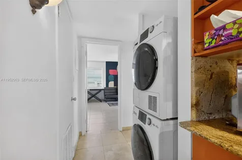 801 Meridian Avenue Miami Beach FL 33139