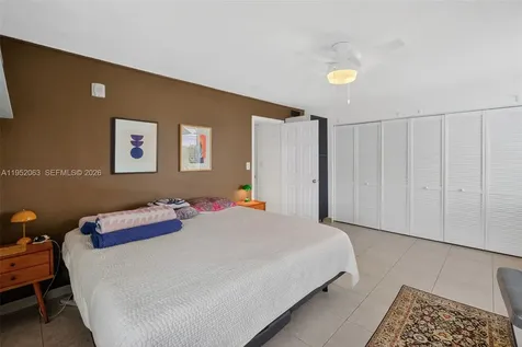 801 Meridian Avenue Miami Beach FL 33139