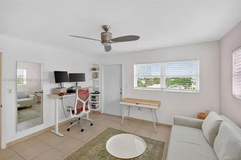 801 Meridian Avenue Miami Beach FL 33139