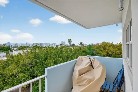 801 Meridian Avenue Miami Beach FL 33139