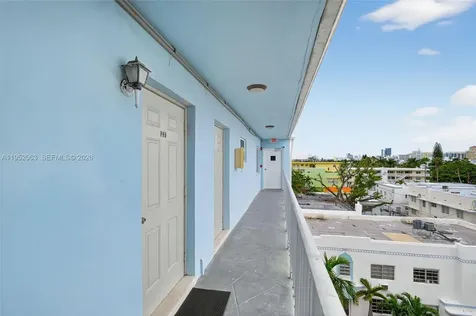 801 Meridian Avenue Miami Beach FL 33139