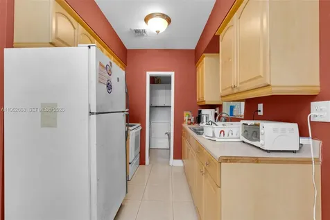 4332 SW 98th Avenue Miami FL 33165