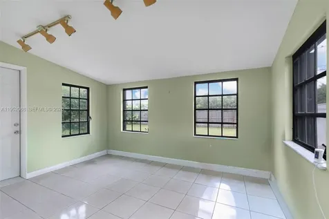 4332 SW 98th Avenue Miami FL 33165