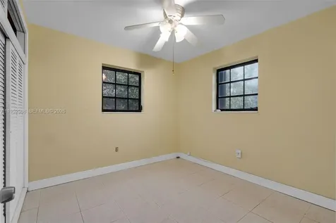 4332 SW 98th Avenue Miami FL 33165