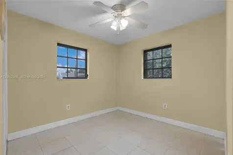4332 SW 98th Avenue Miami FL 33165