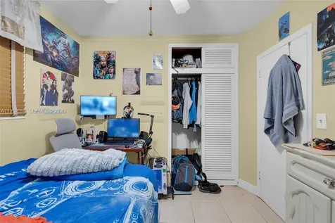 4332 SW 98th Avenue Miami FL 33165