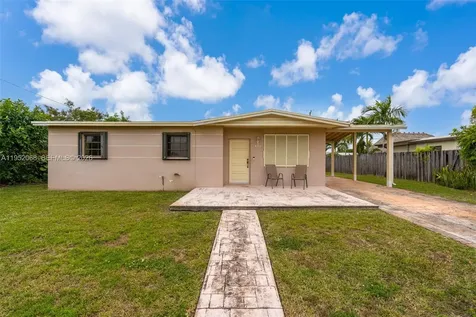 4332 SW 98th Avenue Miami FL 33165