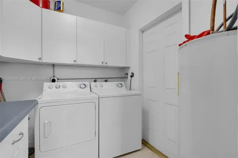 4332 SW 98th Avenue Miami FL 33165