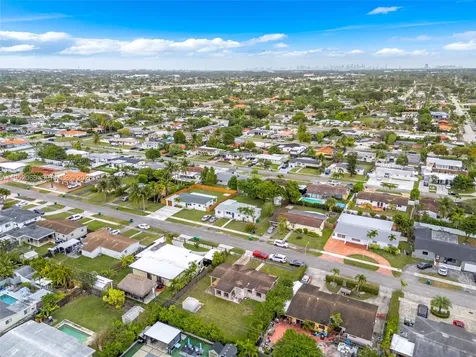 4332 SW 98th Avenue Miami FL 33165