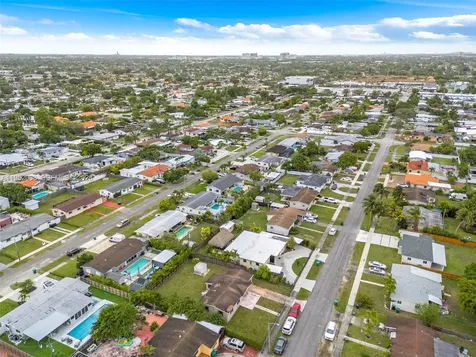 4332 SW 98th Avenue Miami FL 33165