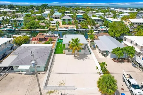 125 Gardenia Street Plantation Key FL 33070