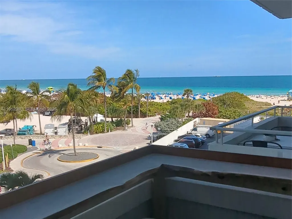 465 Ocean Drive Miami Beach FL 33139