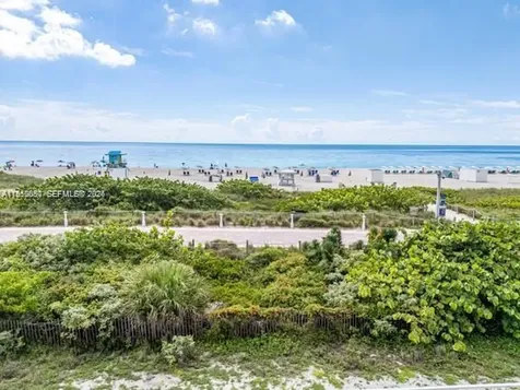 465 Ocean Drive Miami Beach FL 33139