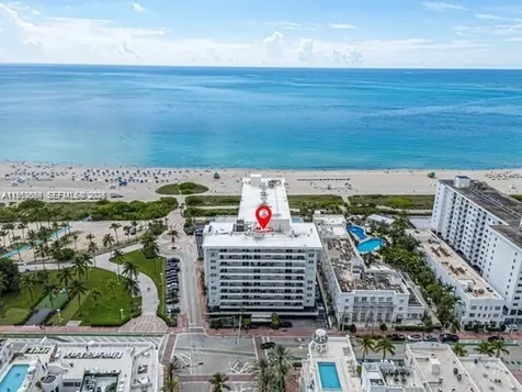 465 Ocean Drive Miami Beach FL 33139