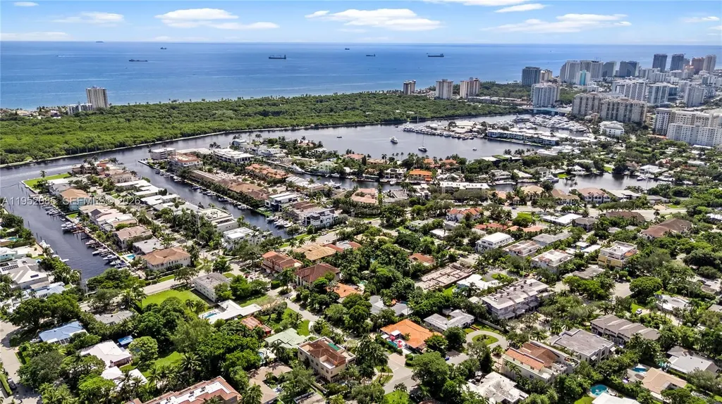 2600 NE 15th Street Fort Lauderdale FL 33304