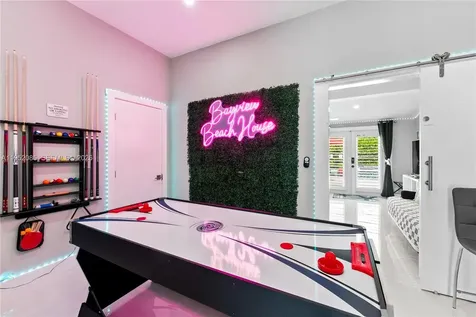 2600 NE 15th Street Fort Lauderdale FL 33304