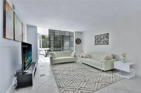 2999 NW 48th Avenue Lauderdale Lakes FL 33313
