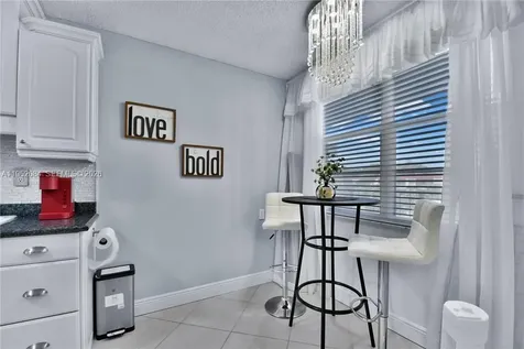 2999 NW 48th Avenue Lauderdale Lakes FL 33313