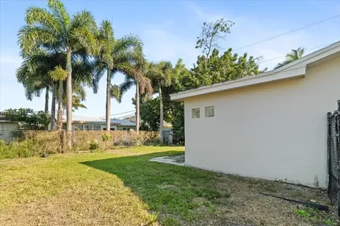 5402 NW 25th Terrace Tamarac FL 33309