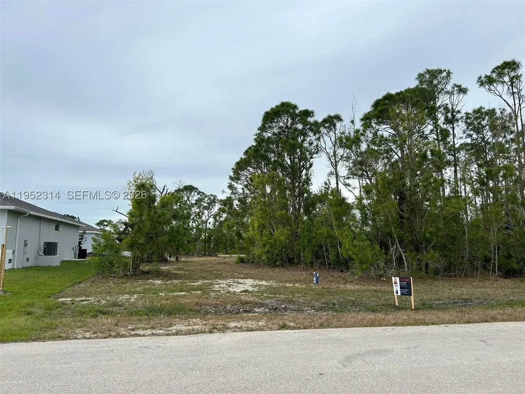 4732 NW 39 Place Other City - In The State Of Florida FL 33993
