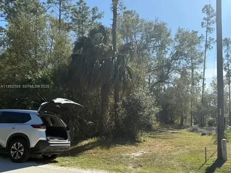 4204 E. 10th Street Other City - In The State Of Florida FL 33972