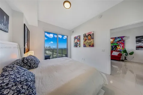 16385 Biscayne Boulevard North Miami Beach FL 33160