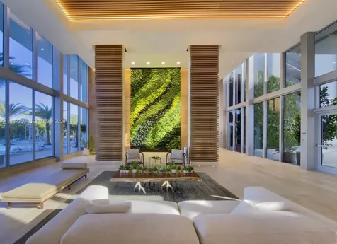 16385 Biscayne Boulevard North Miami Beach FL 33160