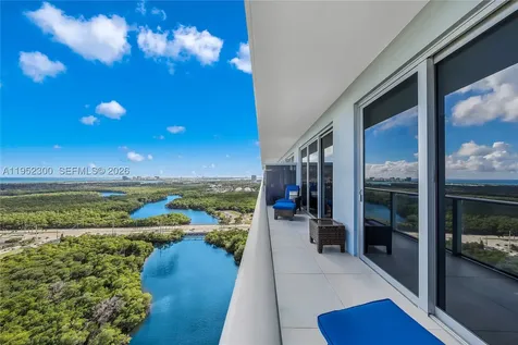 16385 Biscayne Boulevard North Miami Beach FL 33160