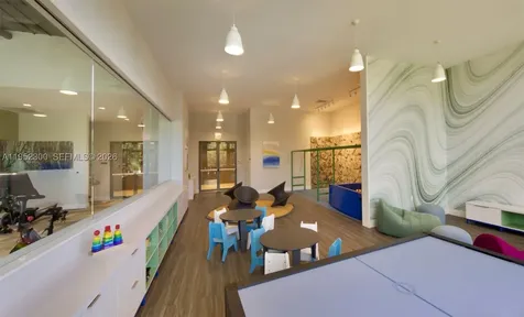 16385 Biscayne Boulevard North Miami Beach FL 33160