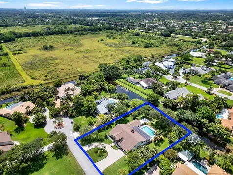 11850 Oak Leaf Drive Davie FL 33330