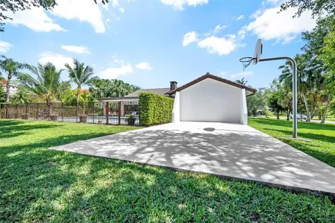 11850 Oak Leaf Drive Davie FL 33330