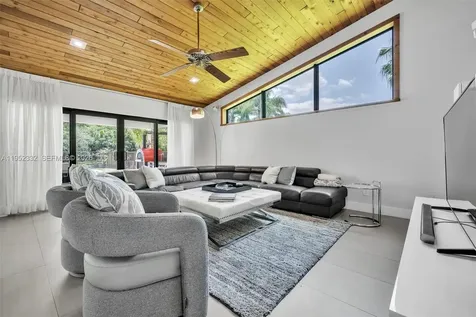 11850 Oak Leaf Drive Davie FL 33330