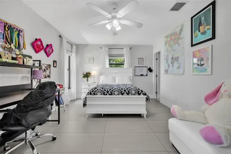 11850 Oak Leaf Drive Davie FL 33330