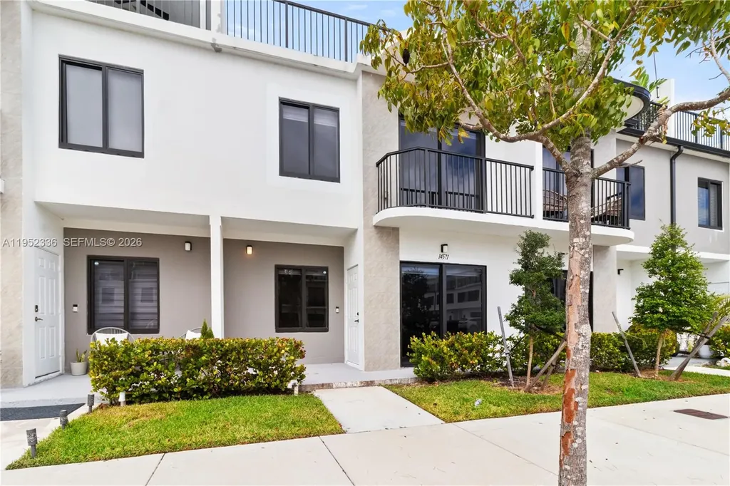 14571 SW 261st Street Homestead FL 33032