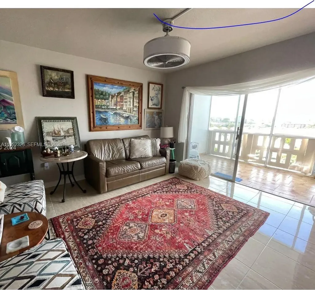 4001 Hillcrest Drive Hollywood FL 33021