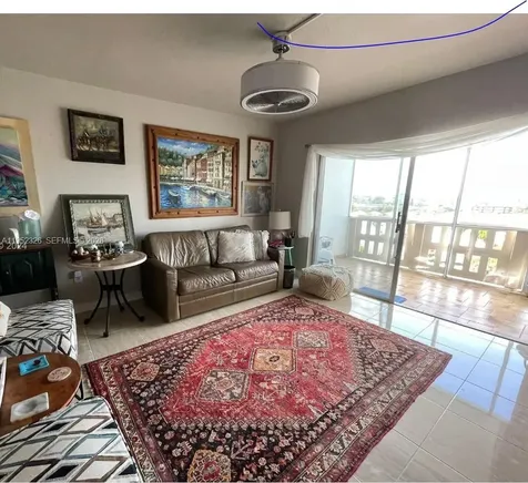 4001 Hillcrest Drive Hollywood FL 33021