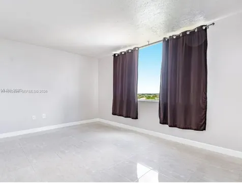 4001 Hillcrest Drive Hollywood FL 33021