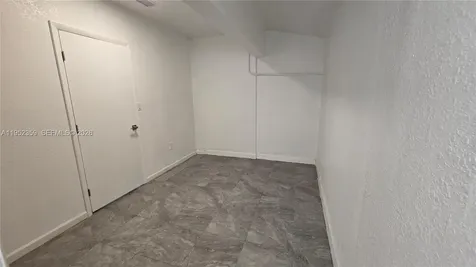 9680 NW 19th Place Sunrise FL 33322