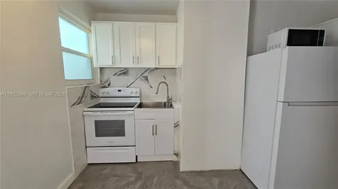 9680 NW 19th Place Sunrise FL 33322