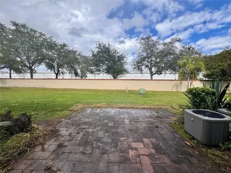 4879 N Hemingway Circle Margate FL 33063
