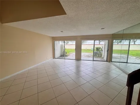 4879 N Hemingway Circle Margate FL 33063