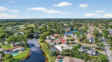 8704 Mahogany Avenue Plantation FL 33324