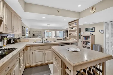 8704 Mahogany Avenue Plantation FL 33324