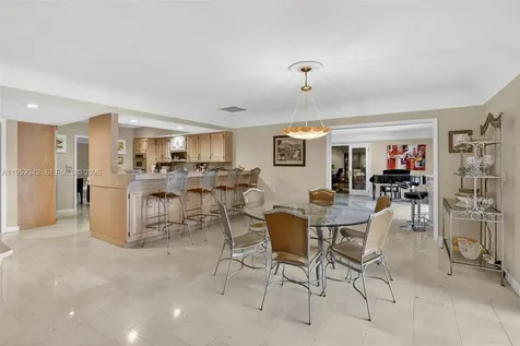 8704 Mahogany Avenue Plantation FL 33324