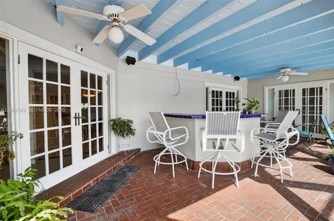 8704 Mahogany Avenue Plantation FL 33324